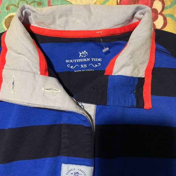 Southern Tide Pullover - Picture 3 of 5